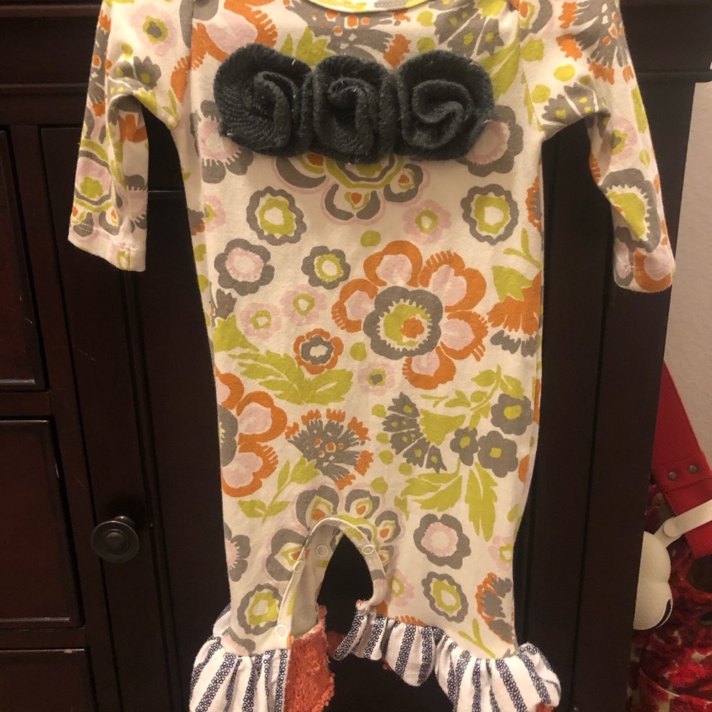 Giggle Moon romper, GUC! So cute!!